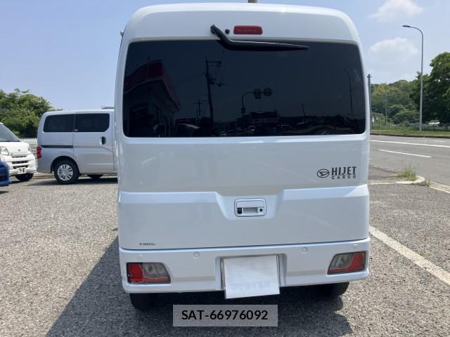 Daihatsu HIJET CARGO 2023-01 8222810-13
