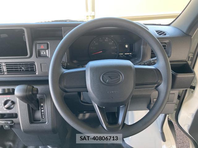 Daihatsu HIJET CARGO 2026-07 8223572-8