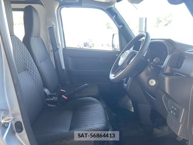 Daihatsu HIJET CARGO 2026-07 8223573-7