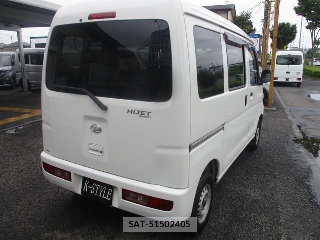 Daihatsu HIJET CARGO 2015-08 8224281-12