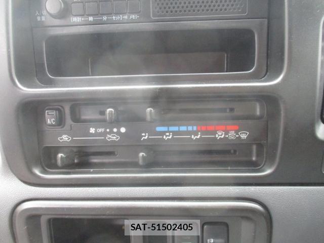 Daihatsu HIJET CARGO 2015-08 8224281-7