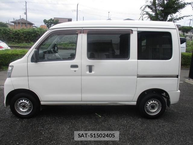 Daihatsu HIJET CARGO 2015-08 8224281-9