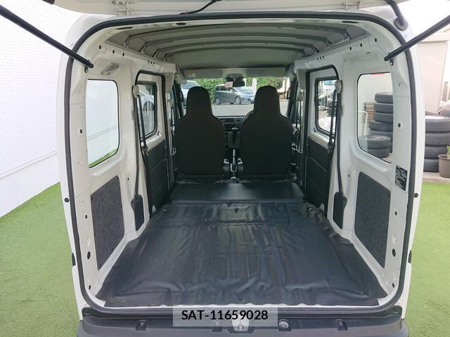 Daihatsu HIJET CARGO 2022-04 8224690-12
