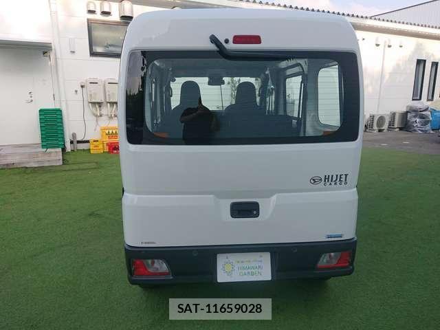 Daihatsu HIJET CARGO 2022-04 8224690-16