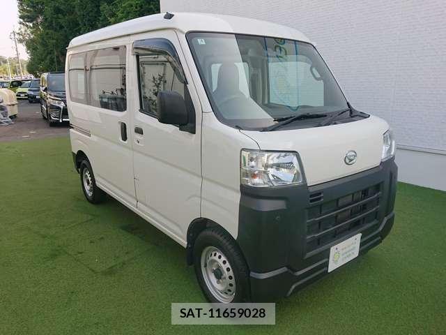 Daihatsu HIJET CARGO 2022-04 8224690-2