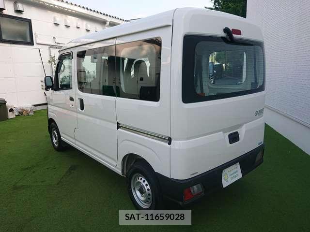 Daihatsu HIJET CARGO 2022-04 8224690-3