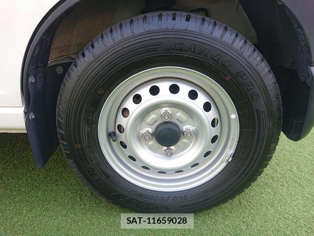 Daihatsu HIJET CARGO 2022-04 8224690-7