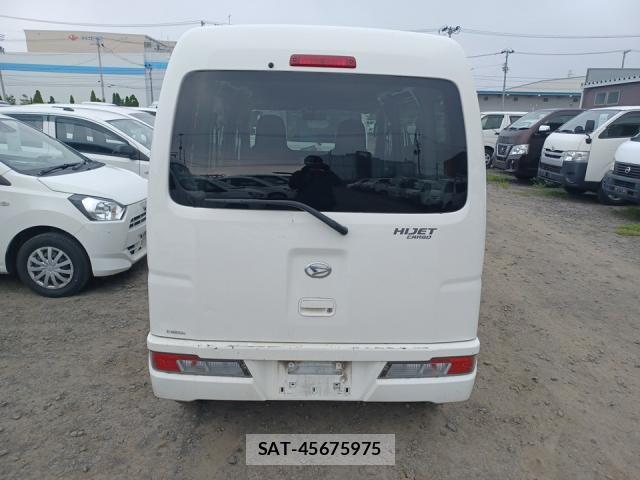 Daihatsu HIJET CARGO 2021-07 8224950-3