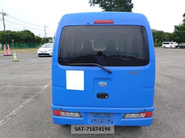 Daihatsu HIJET CARGO 2020-07 8225001-3