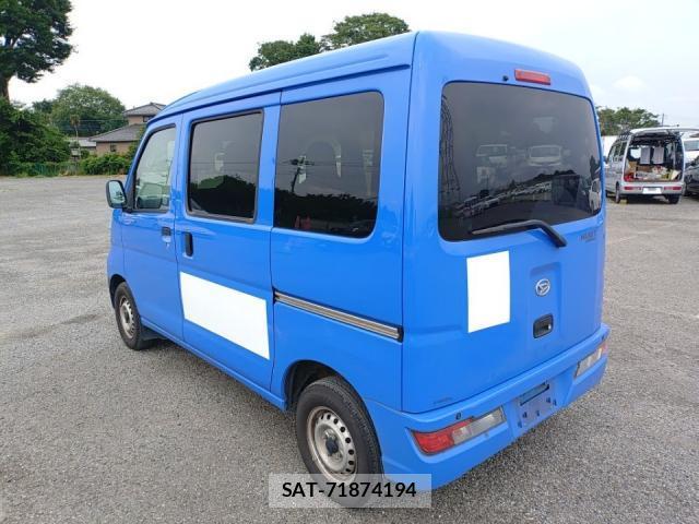Daihatsu HIJET CARGO 2020-07 8225001-4