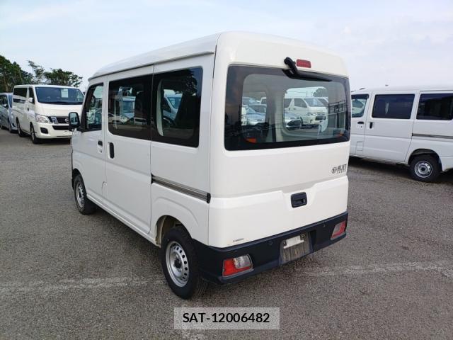 Daihatsu HIJET CARGO 2022-06 8225015-4