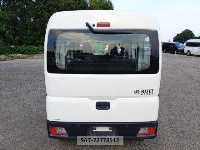 Daihatsu HIJET CARGO 2022-06 8225019-3