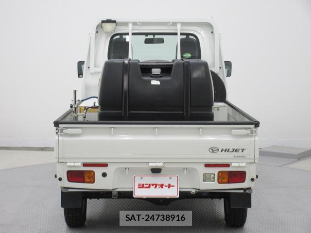 Daihatsu HIJET TRUCK 2018-10 8216706-2