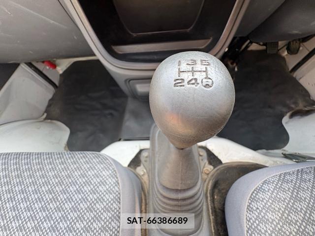 Daihatsu HIJET TRUCK 2006-06 8218285-4