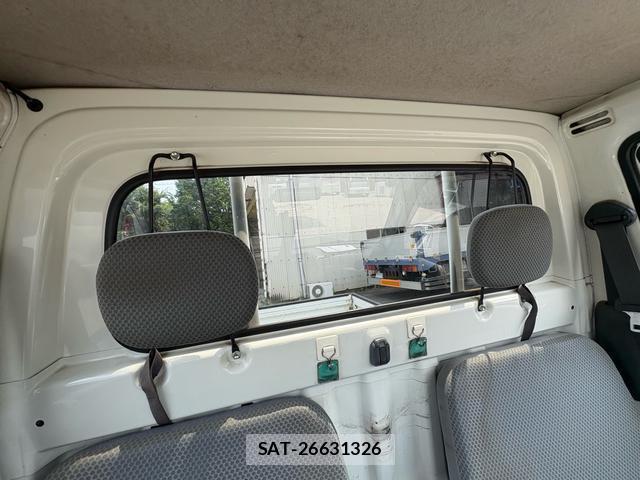 Daihatsu HIJET TRUCK 2011-01 8218288-18