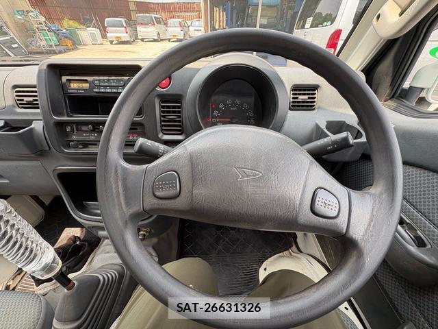 Daihatsu HIJET TRUCK 2011-01 8218288-3