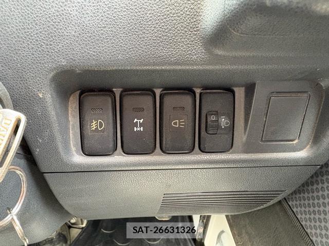 Daihatsu HIJET TRUCK 2011-01 8218288-7