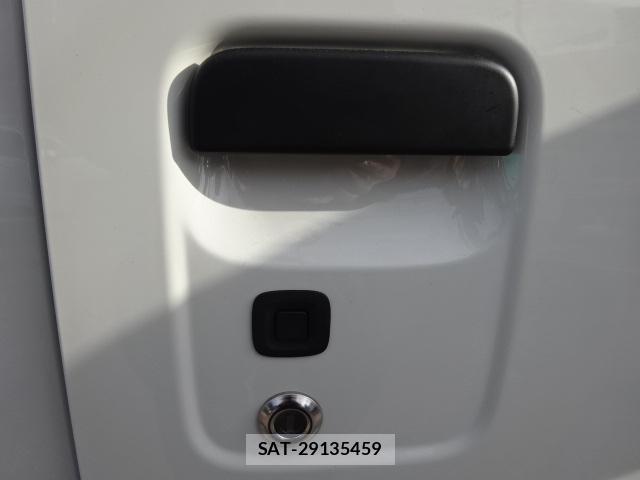 Daihatsu HIJET TRUCK 2026-03 8218491-18