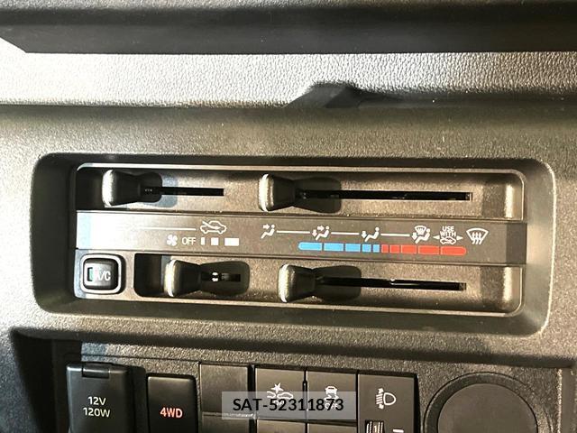 Daihatsu HIJET TRUCK 2022-04 8219134-6