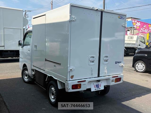 Daihatsu HIJET TRUCK 2018-12 8220435-1