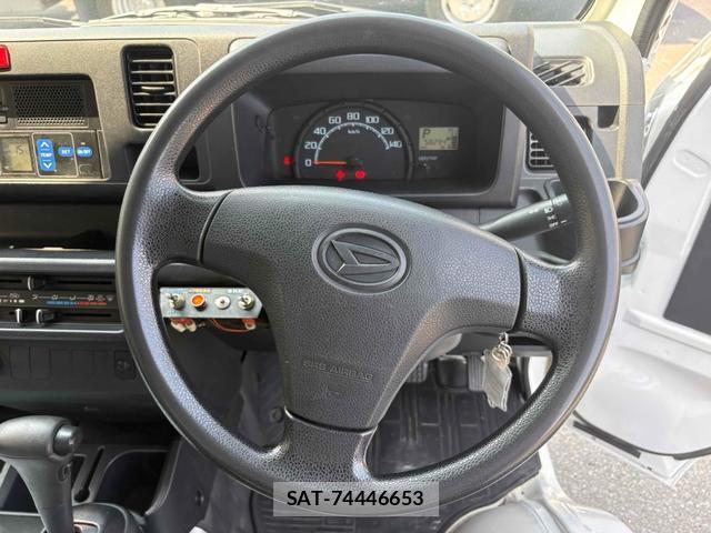 Daihatsu HIJET TRUCK 2018-12 8220435-13