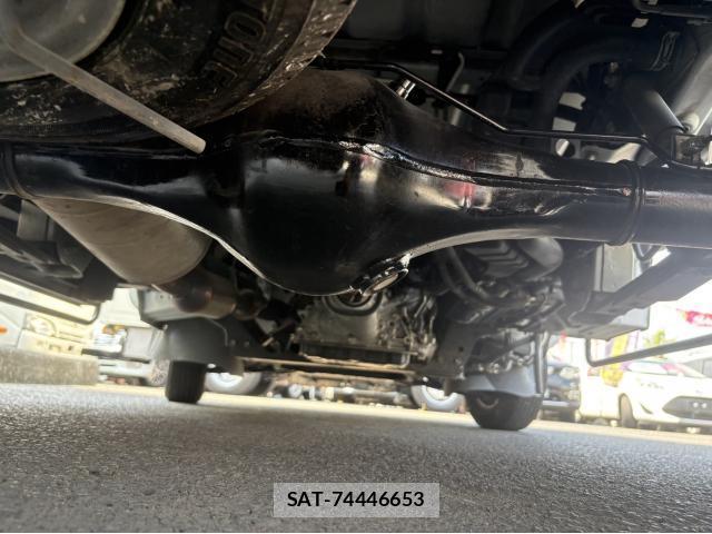 Daihatsu HIJET TRUCK 2018-12 8220435-15