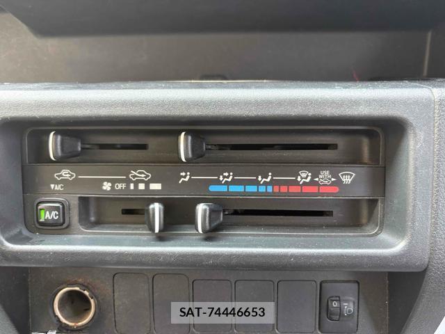 Daihatsu HIJET TRUCK 2018-12 8220435-16