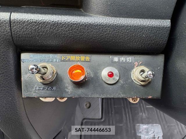 Daihatsu HIJET TRUCK 2018-12 8220435-8