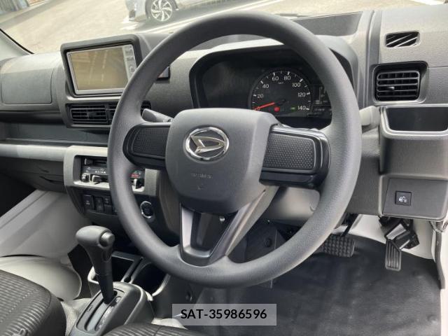 Daihatsu HIJET TRUCK 2024-09 8220551-13