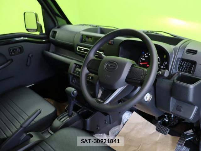 Daihatsu HIJET TRUCK 2026-01 8222299-7