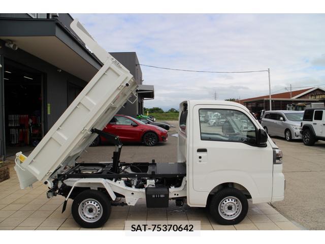 Daihatsu HIJET TRUCK 2026-03 8222333-10