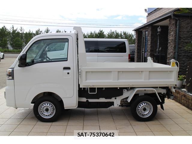 Daihatsu HIJET TRUCK 2026-03 8222333-19