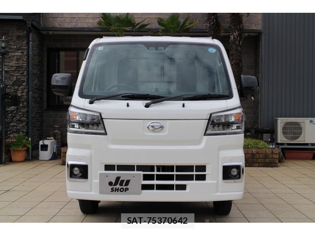 Daihatsu HIJET TRUCK 2026-03 8222333-3