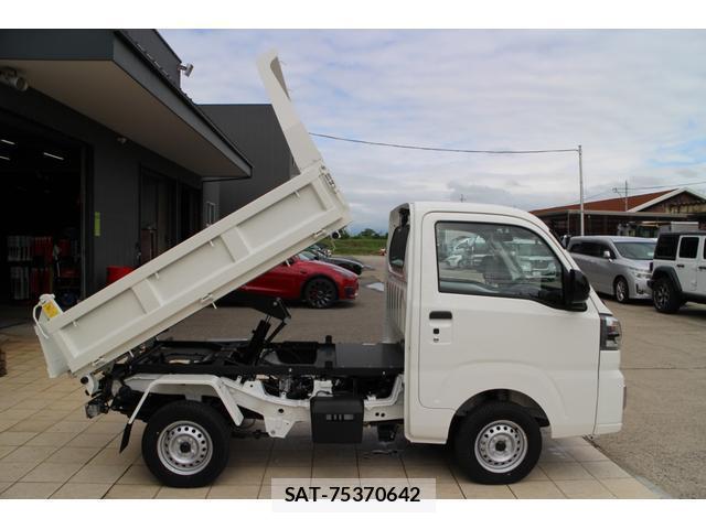 Daihatsu HIJET TRUCK 2026-03 8222333-9