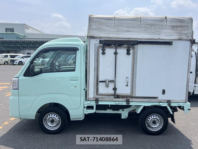 Daihatsu HIJET TRUCK 2025-10 8222711-9