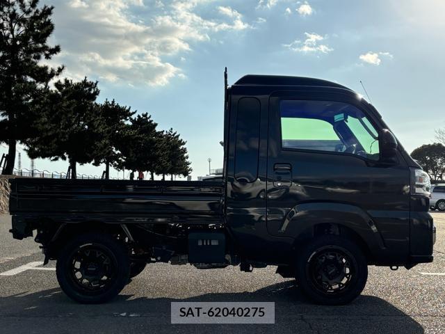 Daihatsu HIJET TRUCK 2024-10 8222935-11
