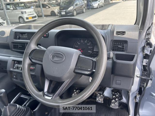 Daihatsu HIJET TRUCK 2022-08 8223639-12