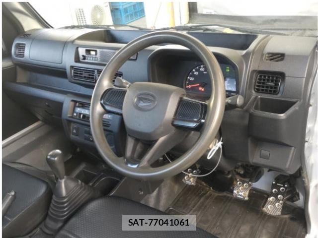 Daihatsu HIJET TRUCK 2022-08 8223639-2