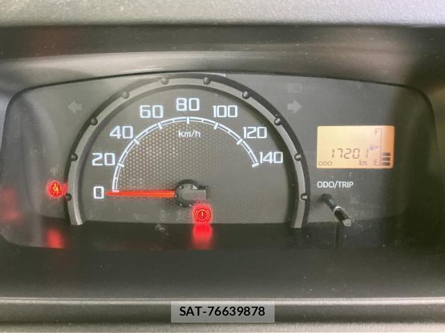 Daihatsu HIJET TRUCK 2021-10 8225448-9