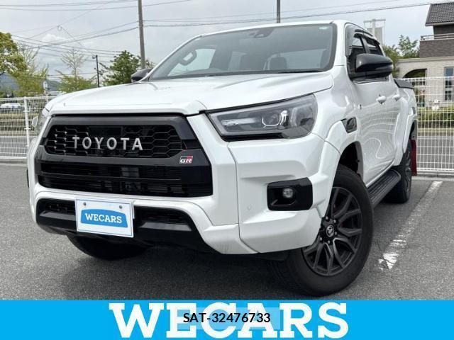 Toyota HILUX 2024-09 8225275-0