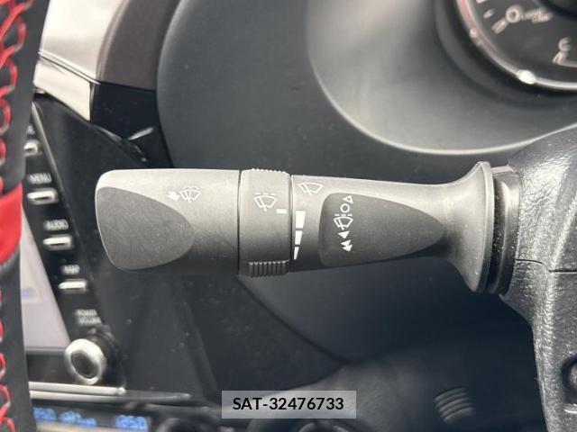 Toyota HILUX 2024-09 8225275-15