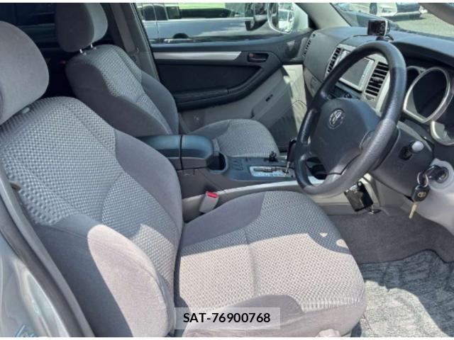 Toyota HILUX SURF 2009-06 8218093-2