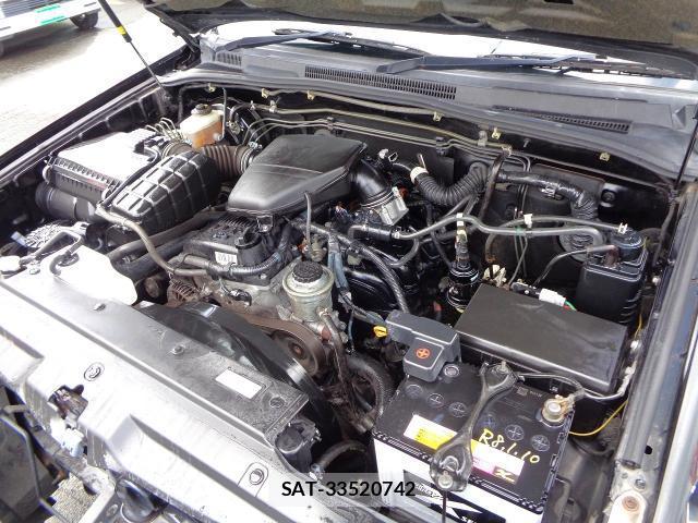 Toyota HILUX SURF 2007-04 8220811-6
