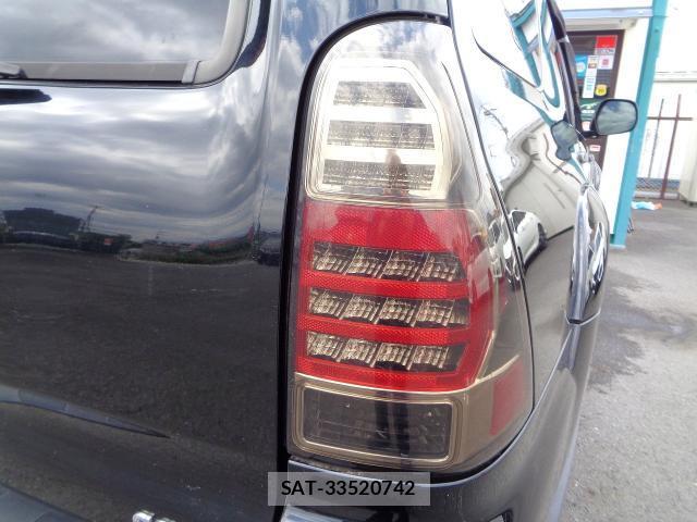 Toyota HILUX SURF 2007-04 8220811-8