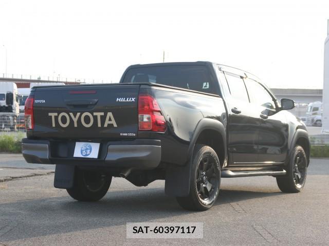 Toyota HILUX 2019-04 8217278-13