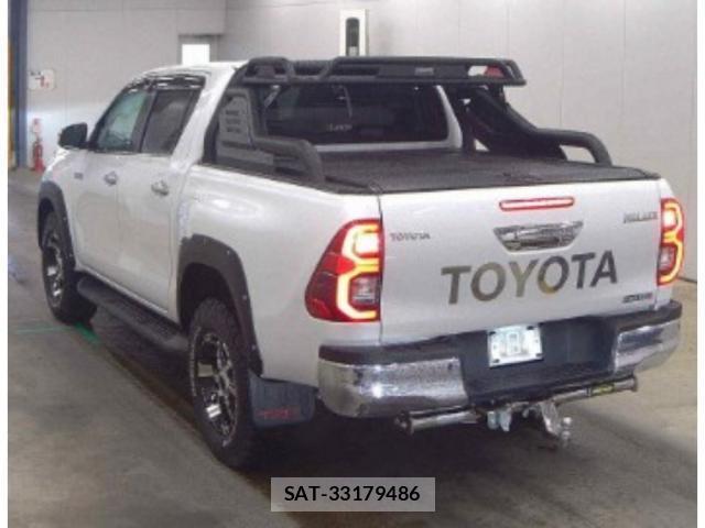 Toyota HILUX 2024-01 8218811-1
