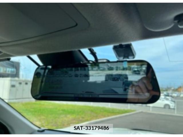 Toyota HILUX 2024-01 8218811-5