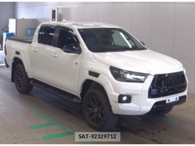 Toyota HILUX 2022-07 8218923-0