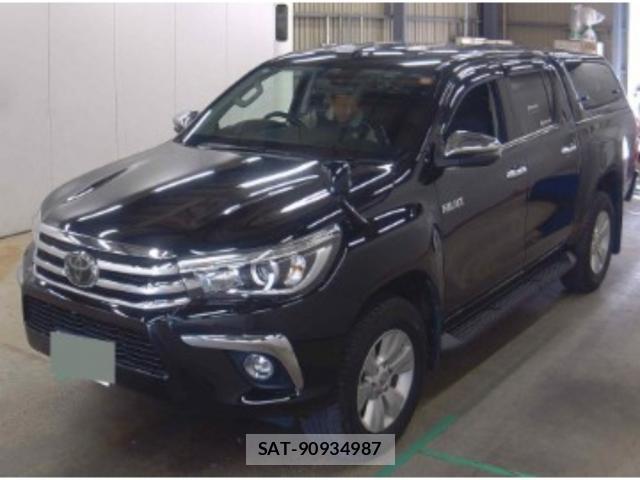 Toyota HILUX 2018-04 8218925-3