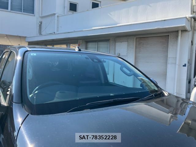 Toyota HILUX 2022-09 8220075-13